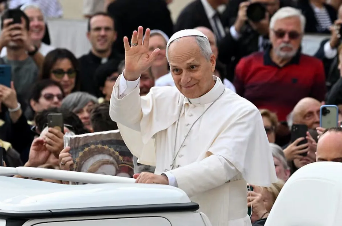 El Vaticano confirmó la internación del Papa León XIV este martes en el Gemelli