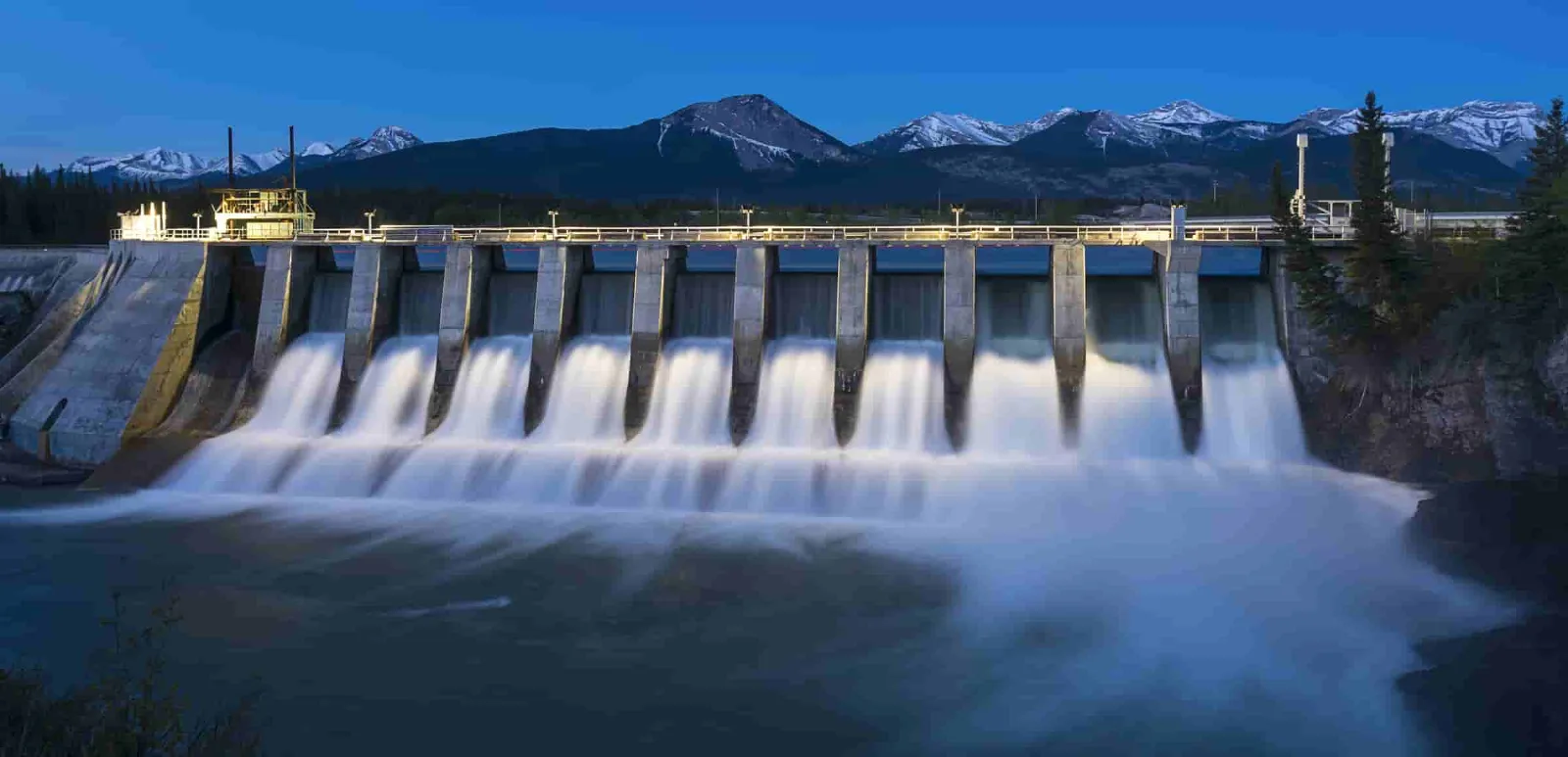 La revolución de la energía hidroeléctrica y su papel en la transición energética hacia fuentes renovables.