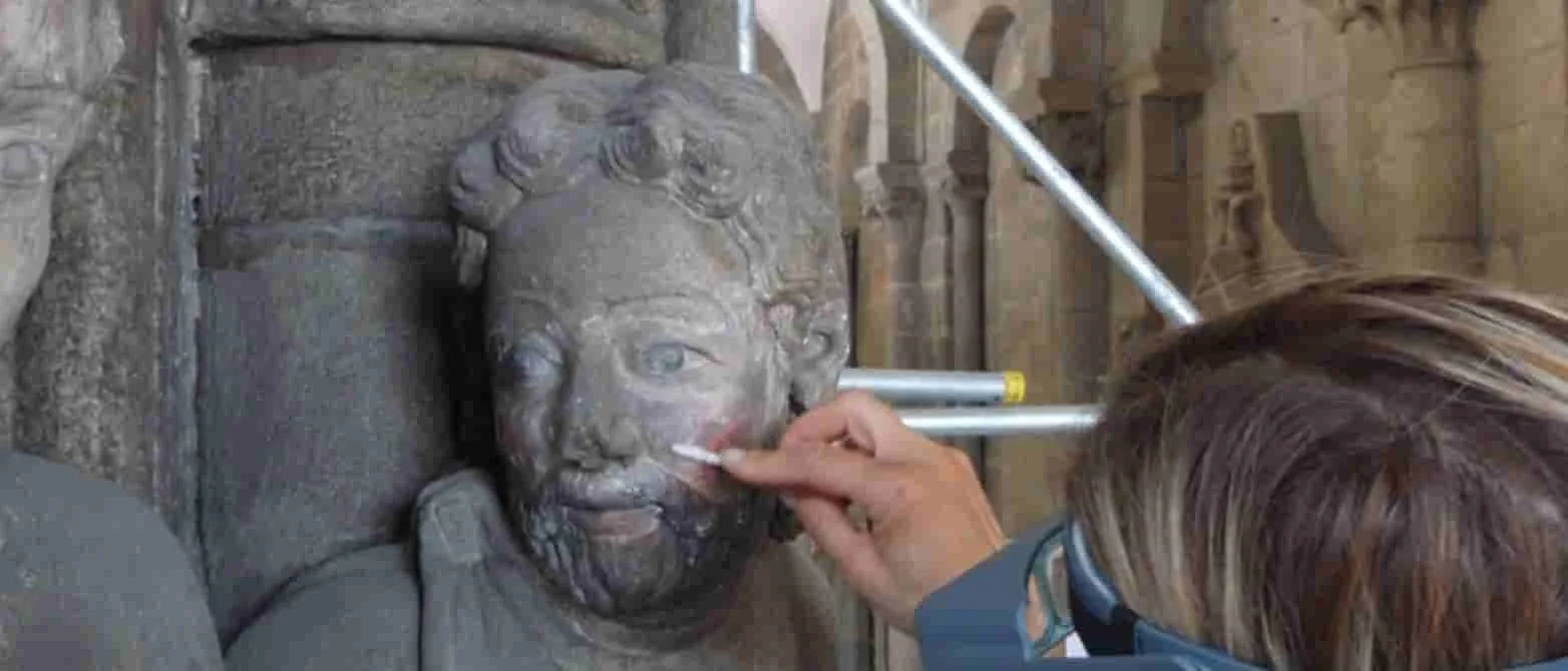 Los desafíos de la conservación del patrimonio cultural inmaterial y su transmisión a las nuevas generaciones.